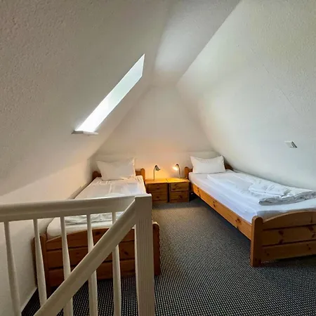 Adlerhorst - Moderne 60 Qm Mit Terrasse * Oevenum